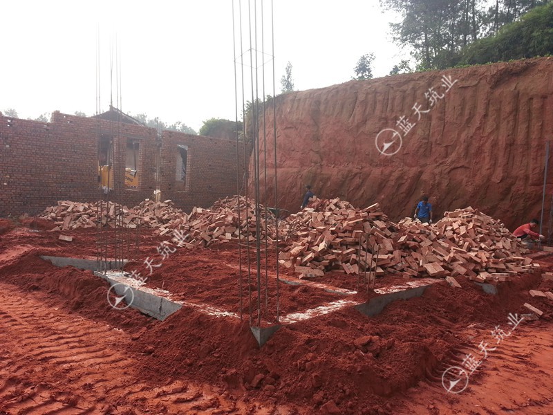 两层简欧自建别墅